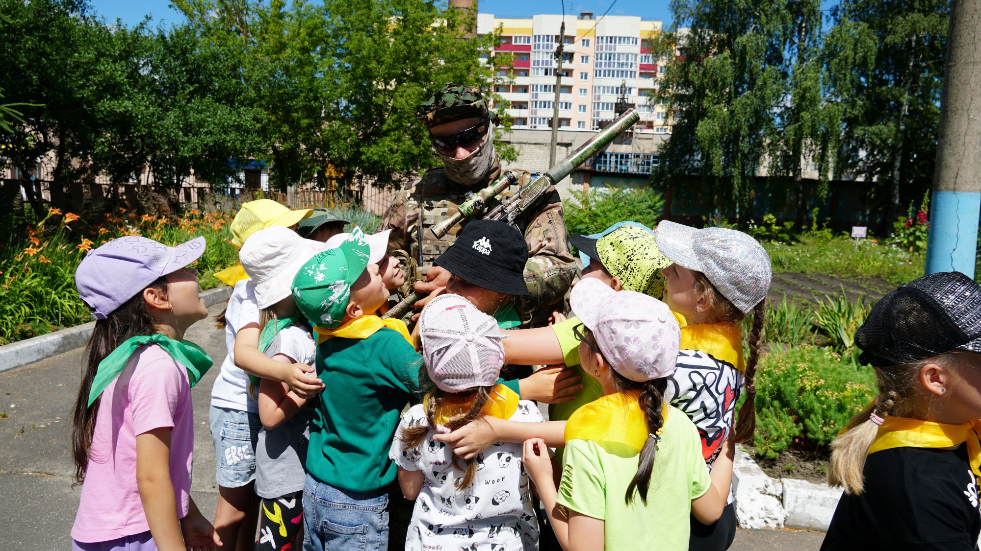 Брянские росгвардейцы побывали в гостях у школьников
