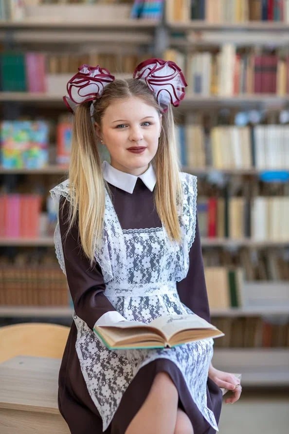 Выпускницы Севской средней школы №2 набрали 100 баллов на ЕГЭ по русскому языку