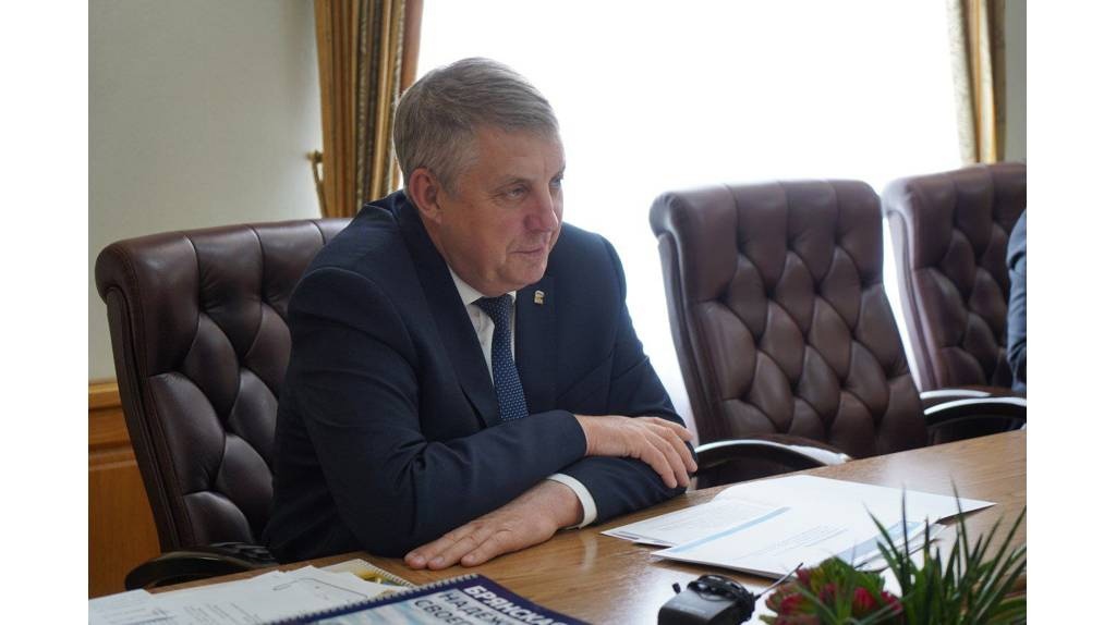 В Клинцах модернизируют уличное освещение