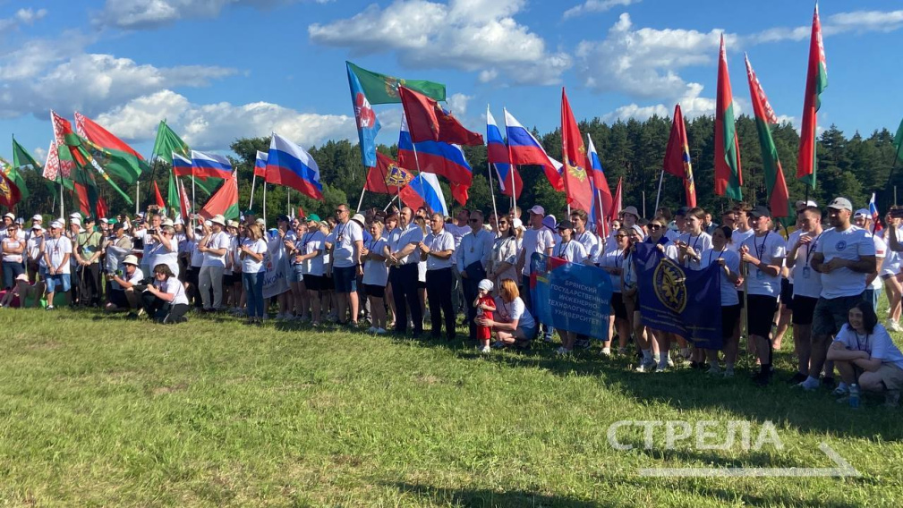 В Брянской области состоялось открытие Международного молодежного лагеря «Дружба-2024»