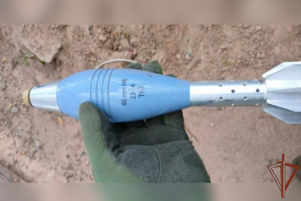 Росгвардейцы обезвреживают взрывные устройства и сбитые БПЛА украинских боевиков в Брянской области