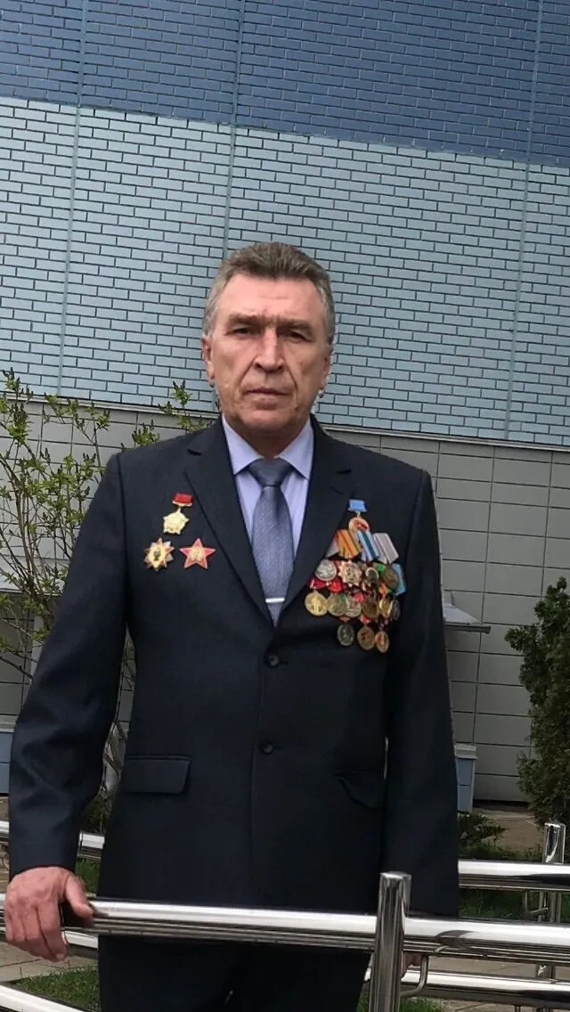 Непростая мужская работа у ребят, что в десантных войсках