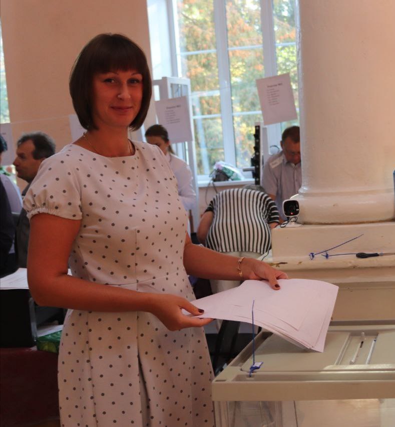 Начальник ГКУ «Отдел социальной защиты населения Севского района» исполнила свой гражданский долг