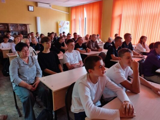 Стартовал цикл лекций Общества «Знание» к 81-летию освобождения Брянска от немецко-фашистских захватчиков