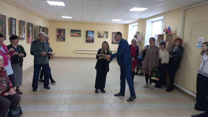 В Жуковке открылась выставка брянского фотохудожника Ольги Додоновой