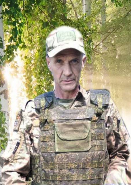 В Чемлыже простились с участником СВО Петром Болотиным