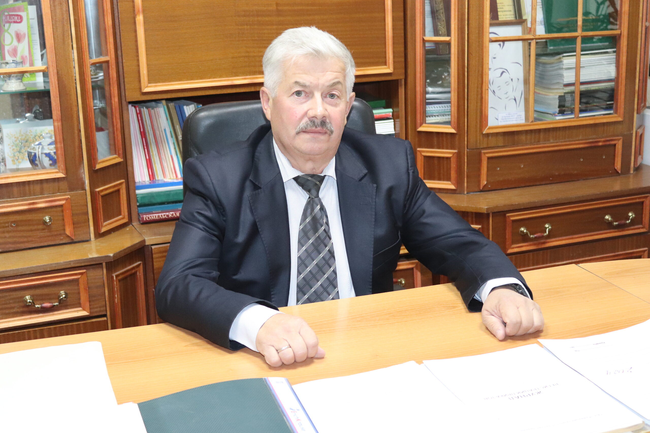 Начальник Севского районного управления сельского хозяйства В. Демков: «Наши селяне — великие труженики»