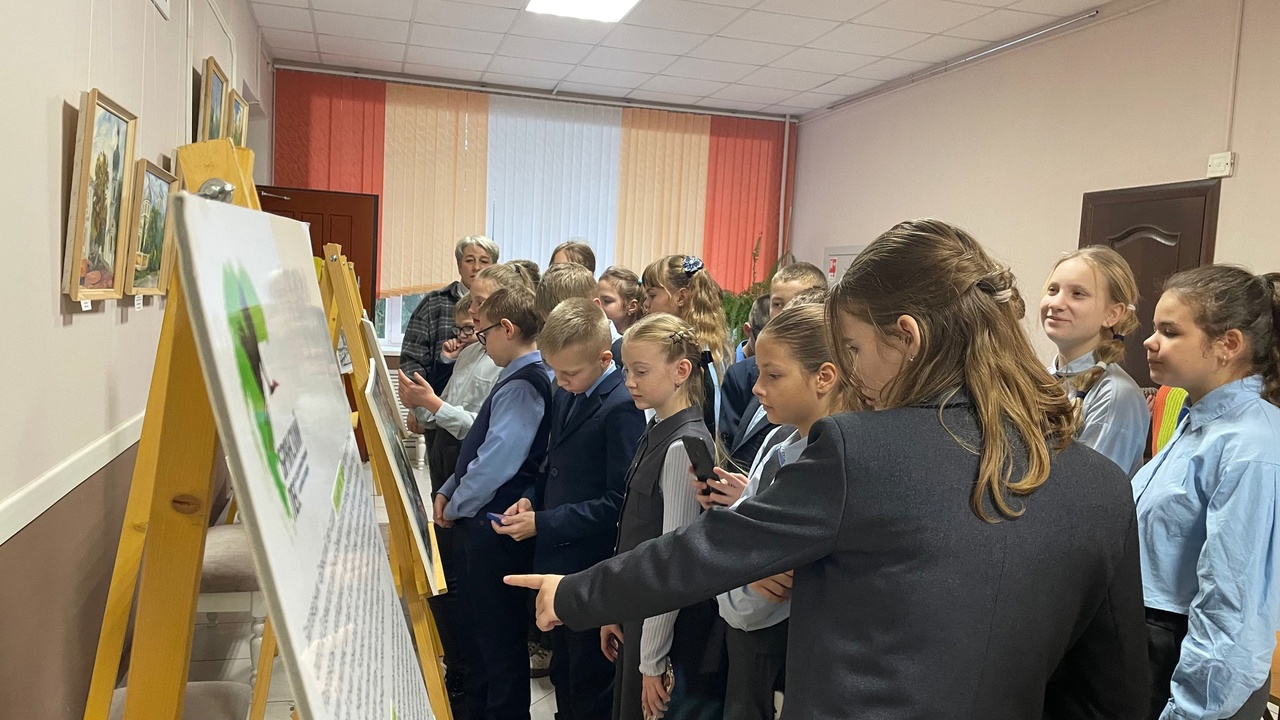 В севском культурно-досуговом центре открылась фотовыставка «Брянский лес: взгляд из фотоловушки»