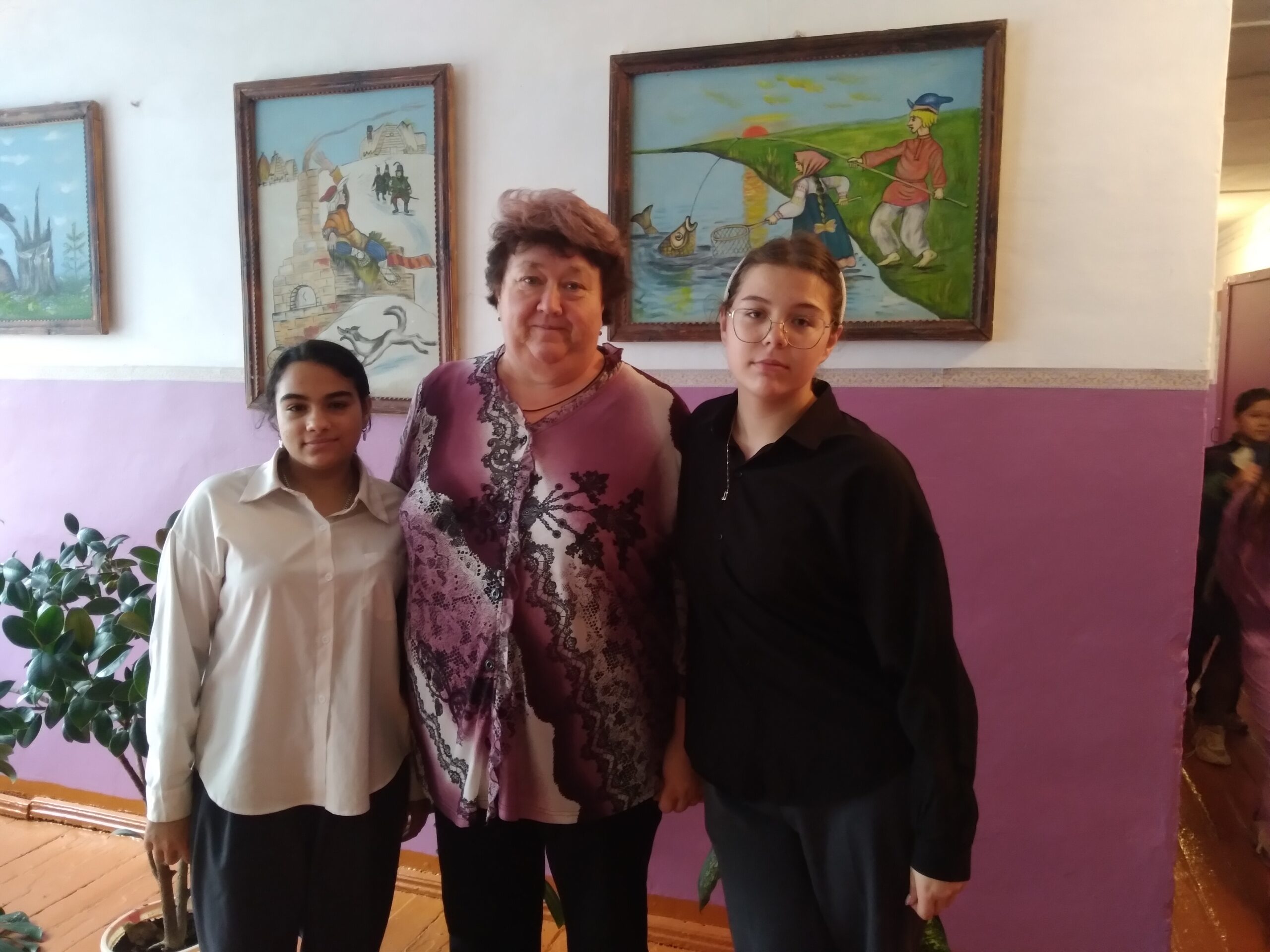  На сцену всей семьей