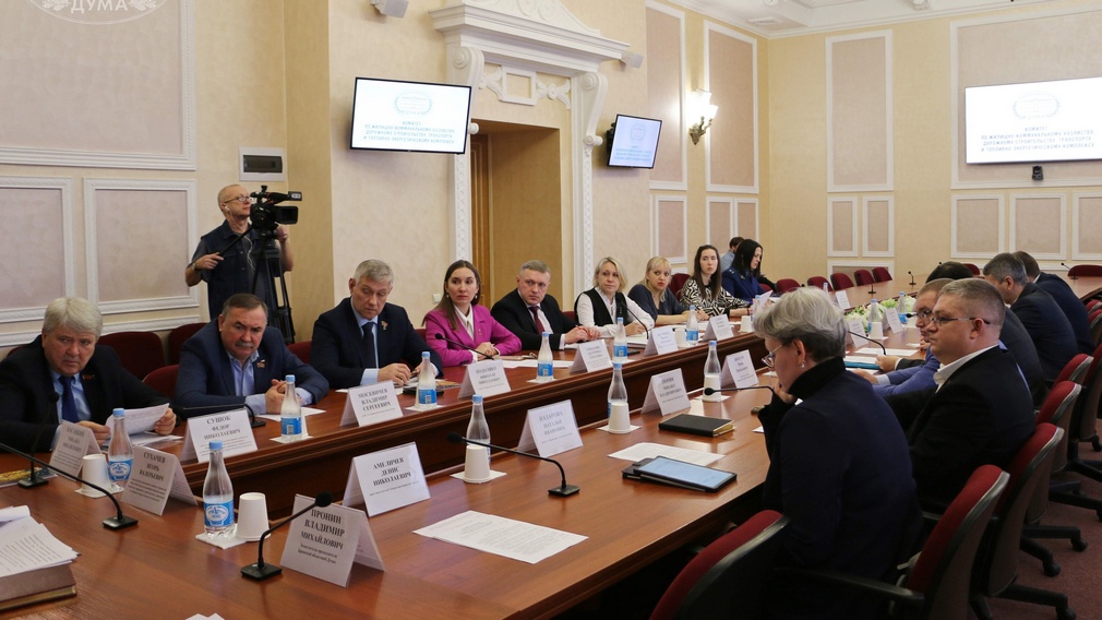 В Брянской области за последние восемь лет направили 3,7 млрд. рублей на закупку автобусов