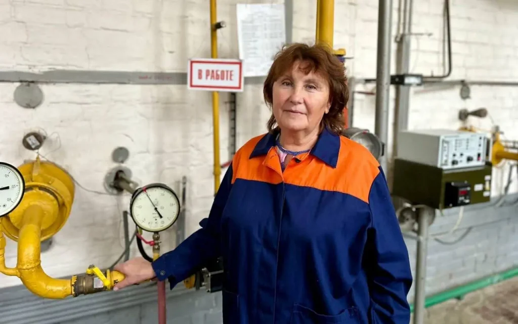 Александр Богомаз поздравил работников отрасли ЖКХ с праздником