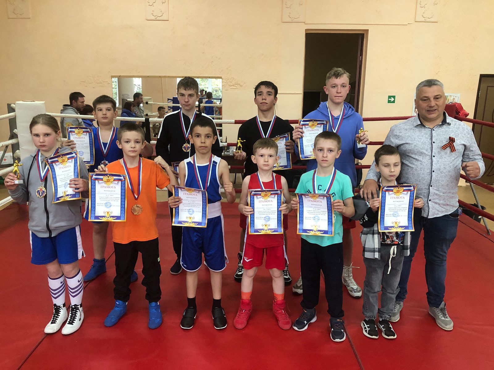 В Севске в честь 80-летия Победы в Великой Отечественной войне прошел открытый турнир по боксу