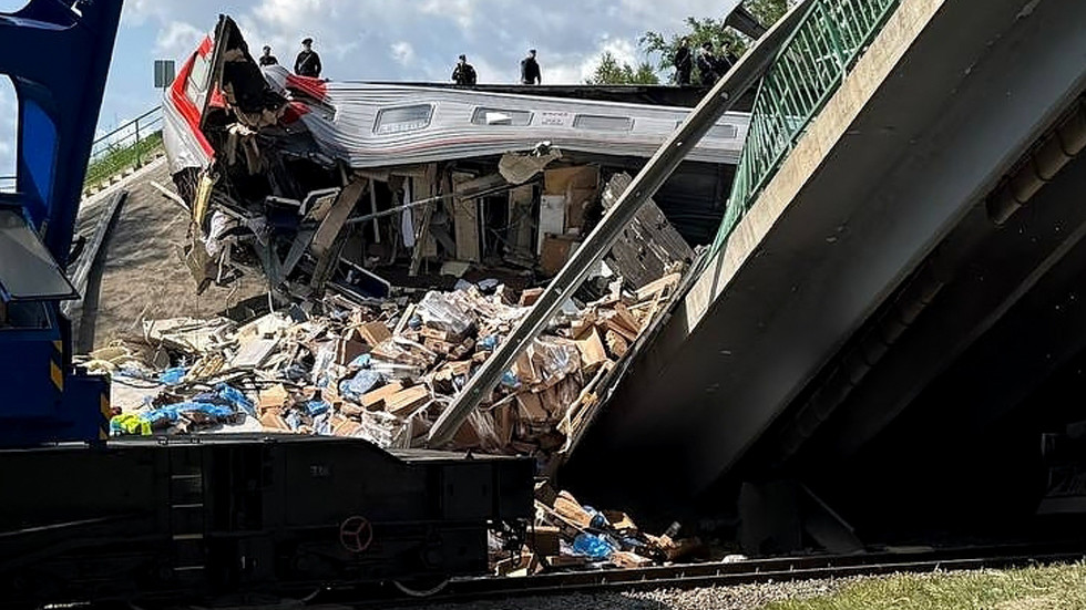 Жительницы Выгоничей рассказали о помощи пострадавшим в крушении поезда «Климов-Москва»