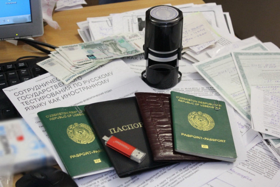 Продлен срок легализации иностранных граждан в Российской Федерации