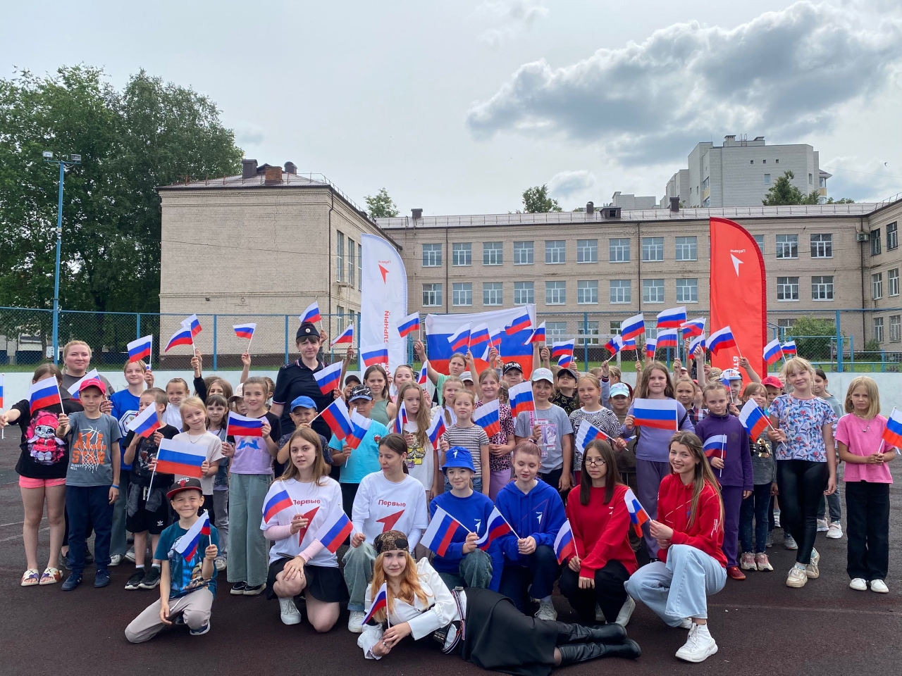 «Россия – Родина моя»: Брянские транспортные полицейские провели квест-игру в Клинцах