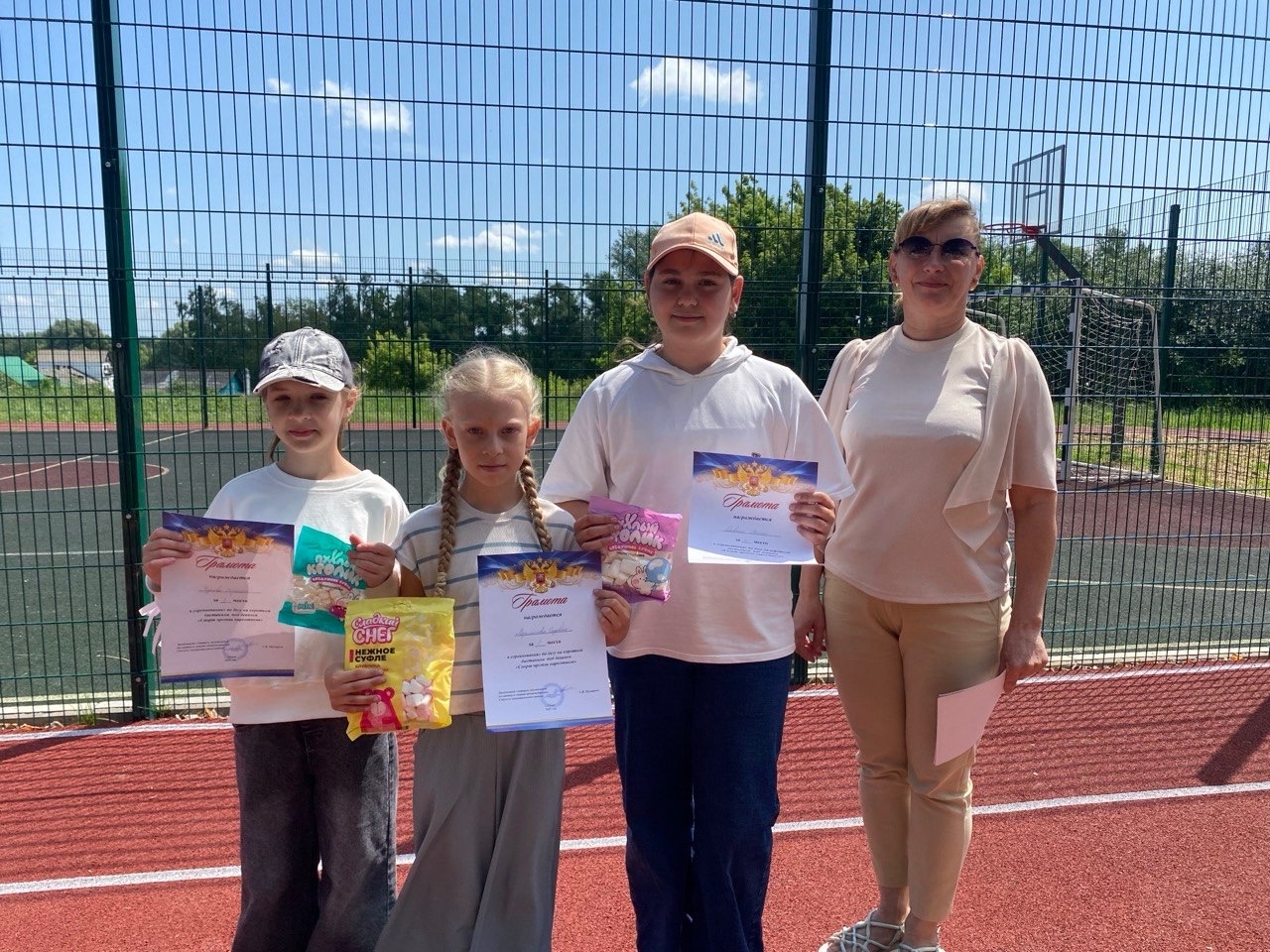 В Севске в детских лагерях городских школ прошли соревнования по бегу