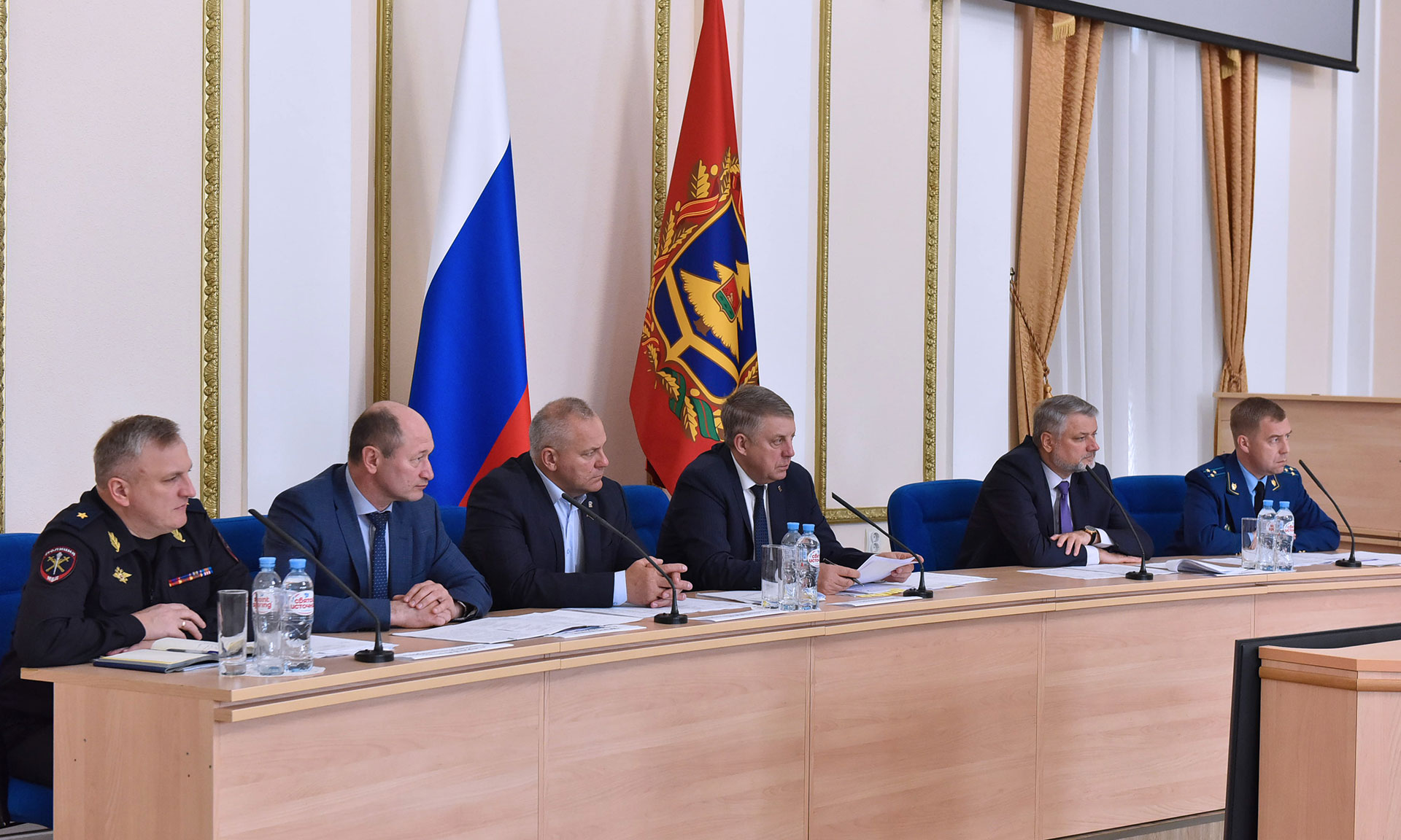 Состоялось внеочередное заседание антитеррористической комиссии в Брянской области