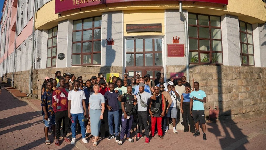 В Брянске появилась блогерская школа «От Килиманджаро до Десны»