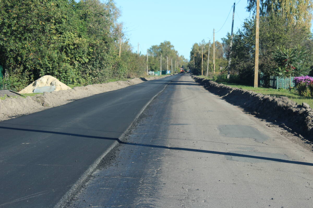 В Суземском районе обновляют дорогу на улице Новая в селе Негино