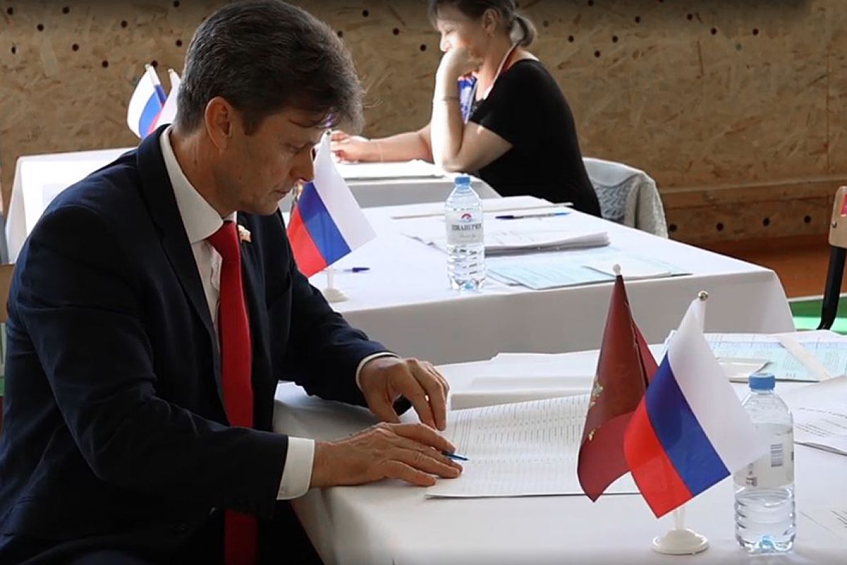 Сенатор РФ Василий Попадайло отдал свой голос за будущее нашего региона