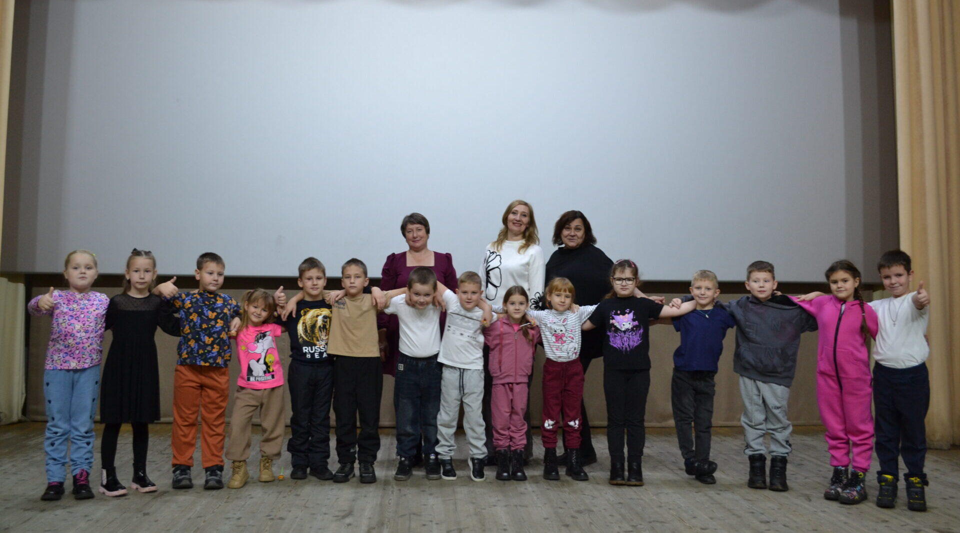 Севские работники культуры провели для школьников конкурсную программу «Осенний марафон»