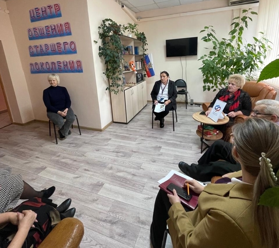 Служба занятости Севского района активно взаимодействует с социальными партнерами в сфере предоставления услуг инвалидам