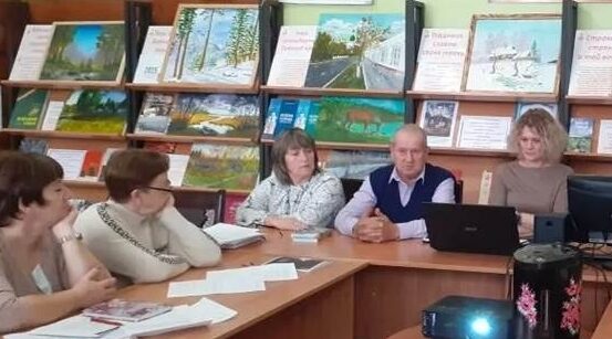 В Центральной библиотеке Севского района прошла презентация книги Александра Разуваева