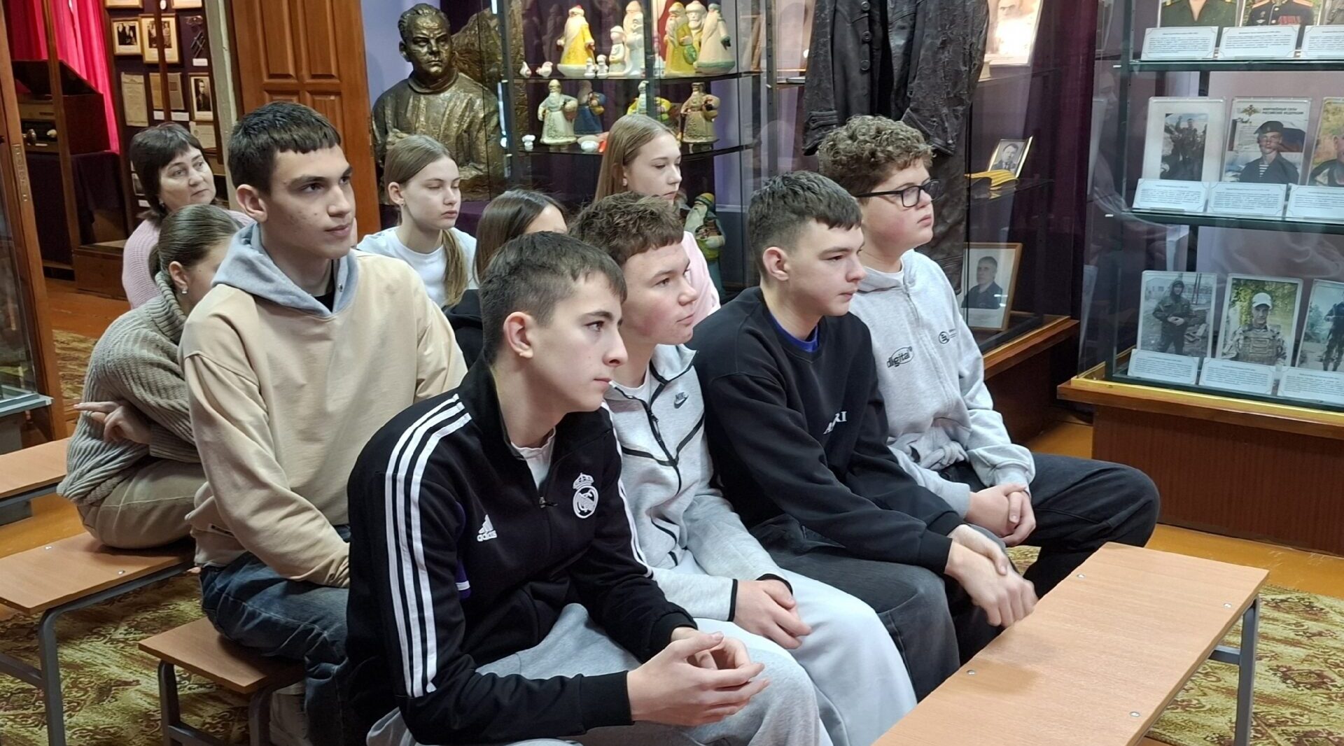 Учащиеся СОШ №2 города Севска посетили патриотическое мероприятие Севского краеведческого музея