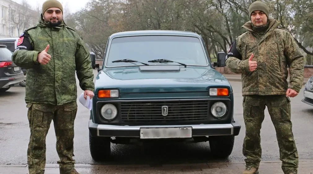 В Брянске передали автомобиль подразделению Минобороны РФ