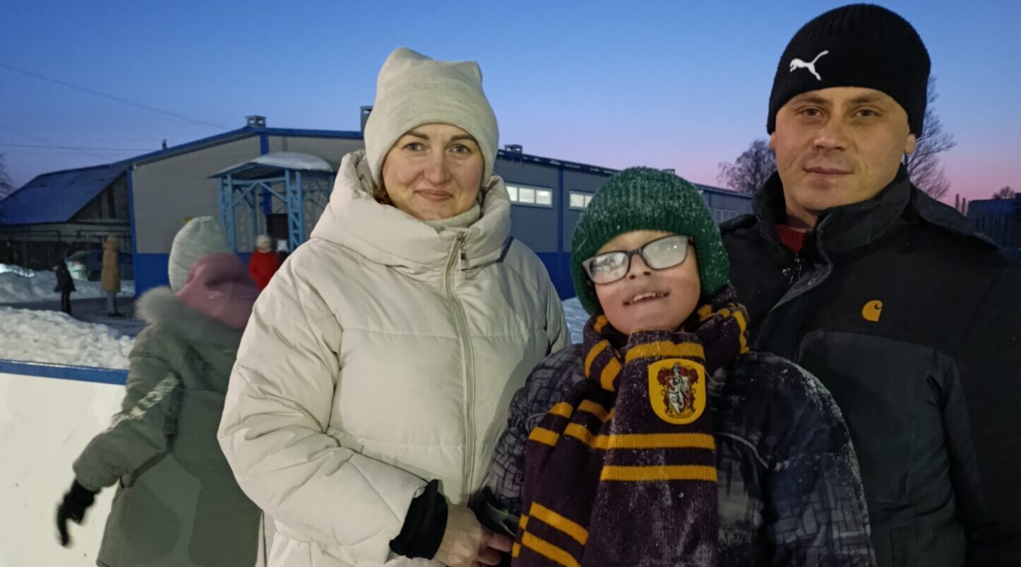 Зимнее волшебство на городском катке: семейный отдых на свежем воздухе