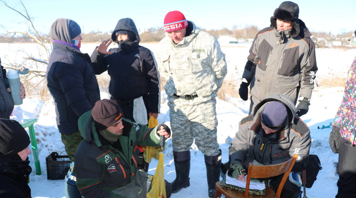 В Стародубе прошёл турнир по рыбной ловле на мормышку со льда