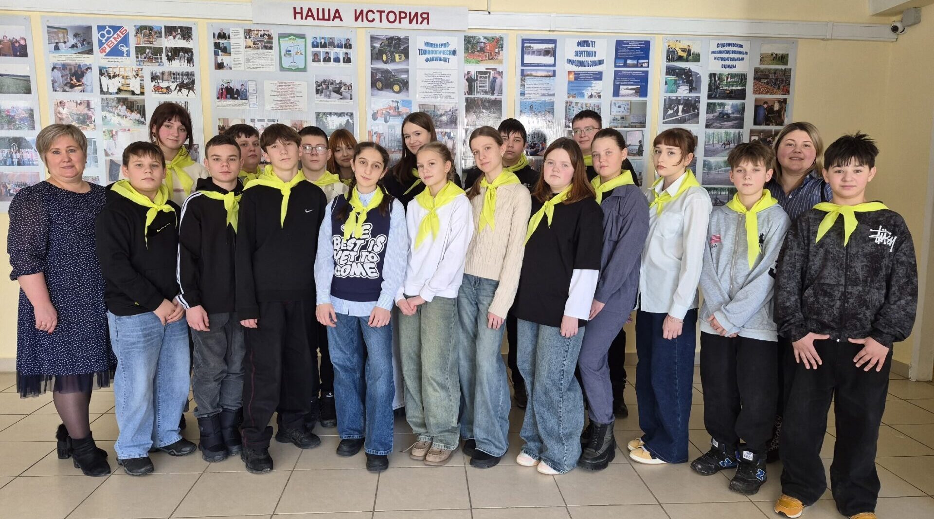 Ученики агротехнологического класса Севской средней школы №2 посетили занятие по микробиологии