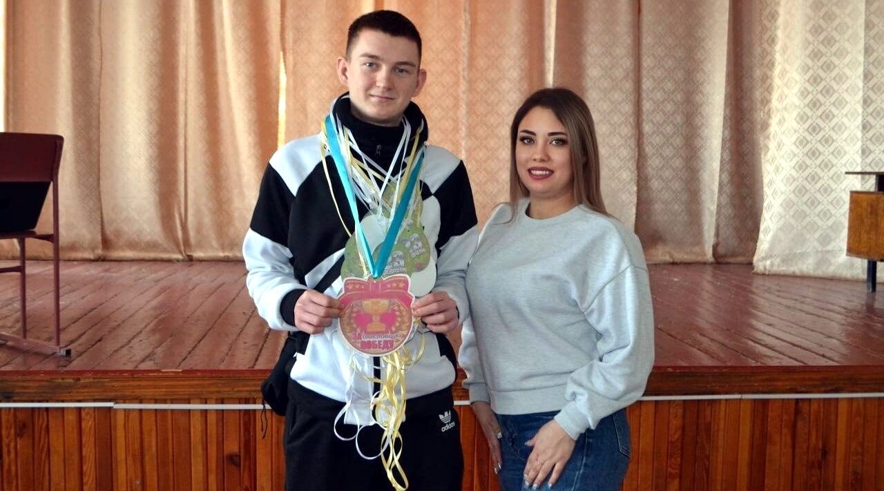 Сотрудники КДЦ Севского района провели для студентов конкурсно-игровую программу