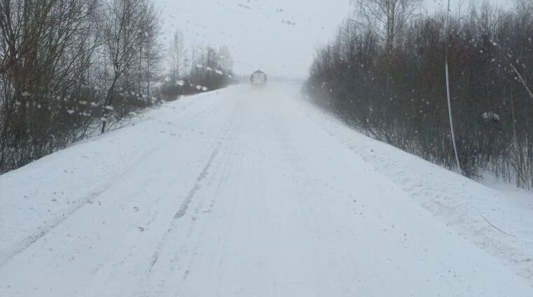 На Брянщине продолжается очистка дорог от снега