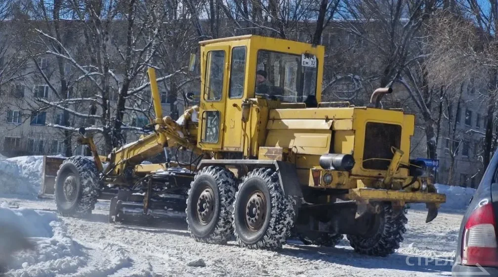 В Брянске убрали 2758 тонн снега за сутки