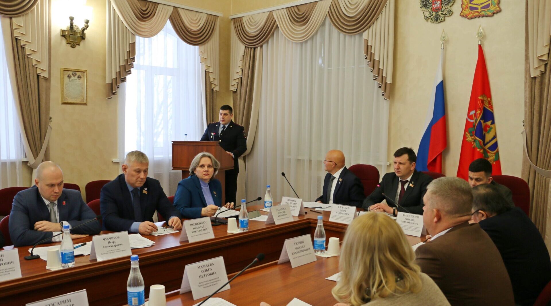 Комитет Брянской облдумы по ЖКХ обсудил вопрос об использовании средств дорожного фонда