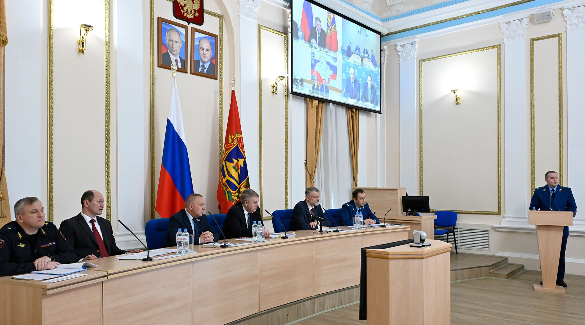 Губернатор провел заседание координационного совещания по обеспечению правопорядка в регионе