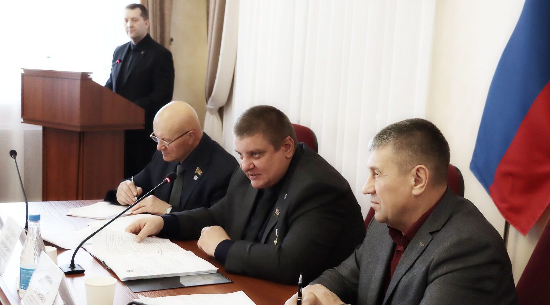 Развитие спорта и патриотическое воспитание молодёжи – на повестке профильного комитета облдумы