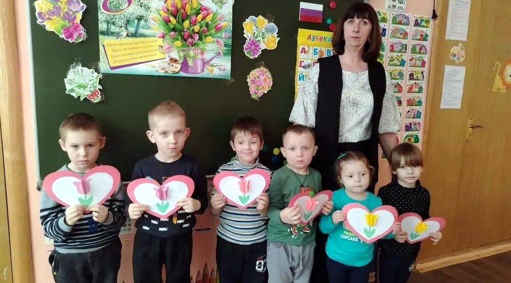 Специалист культурно-досугового центра провела мастер-классы «Мамочке любимой»