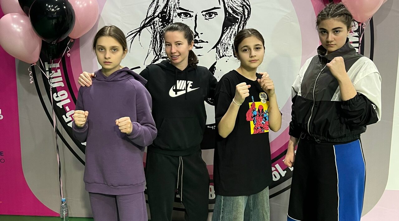 Амина Ашурова стала лучшей на Первенстве ЦФО по боксу