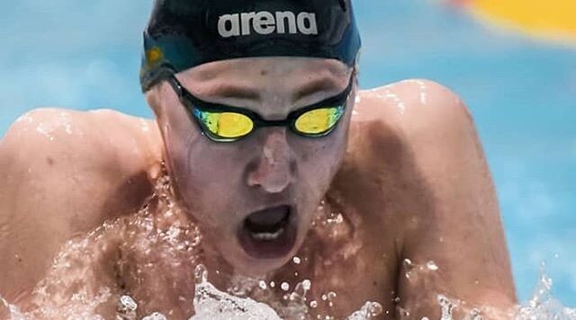 Брянский пловец Илья Бородин завоевал золото соревнований ЦФО