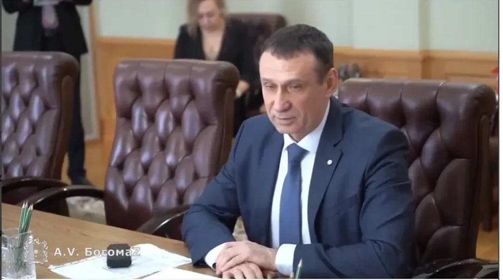 Александр Богомаз провел рабочую встречу с Игорем Ермолиным