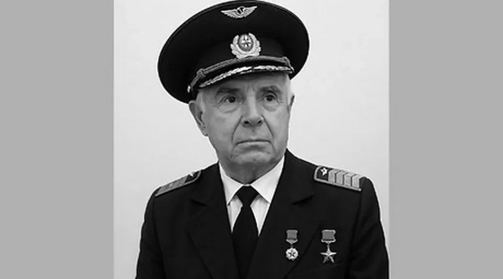 Герой СССР Кашин проявил мужество и хладнокровие, спасая Як-40