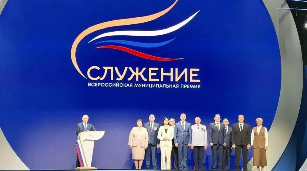 Владимир Путин наградил Александра Подольного за проект помощи жителям приграничья