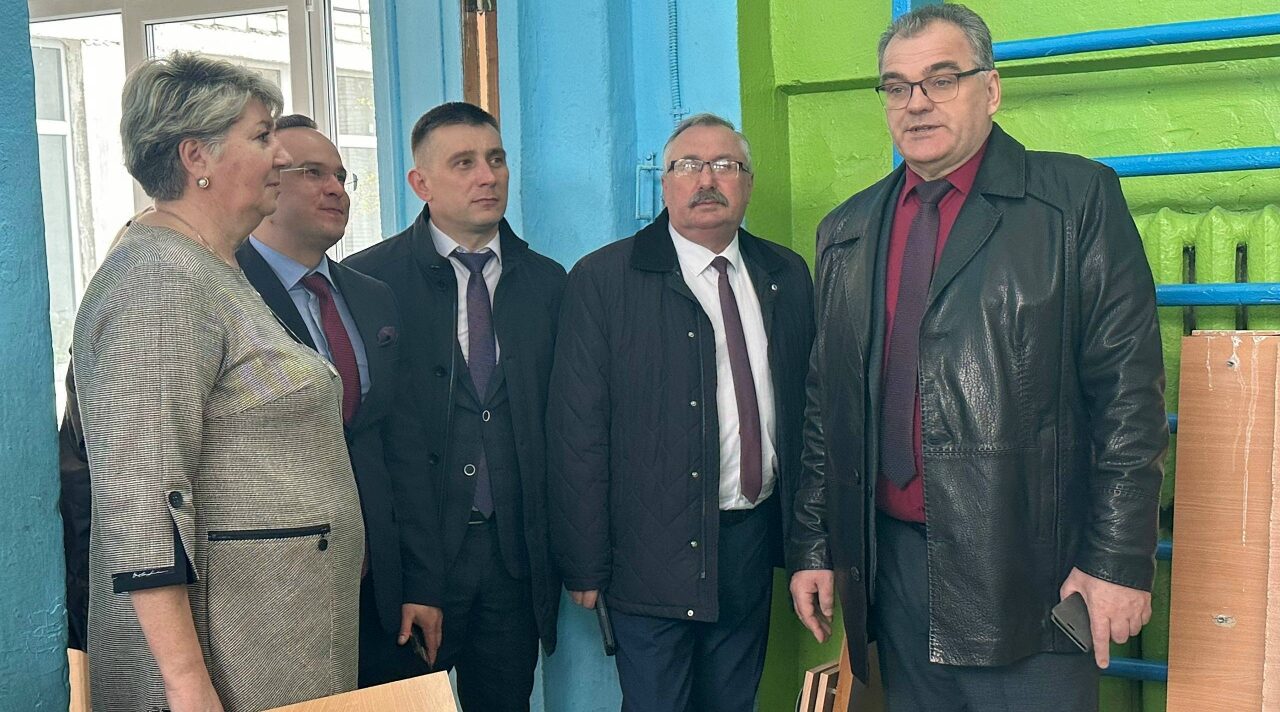 В Брянске начался капитальный ремонт четырех школ