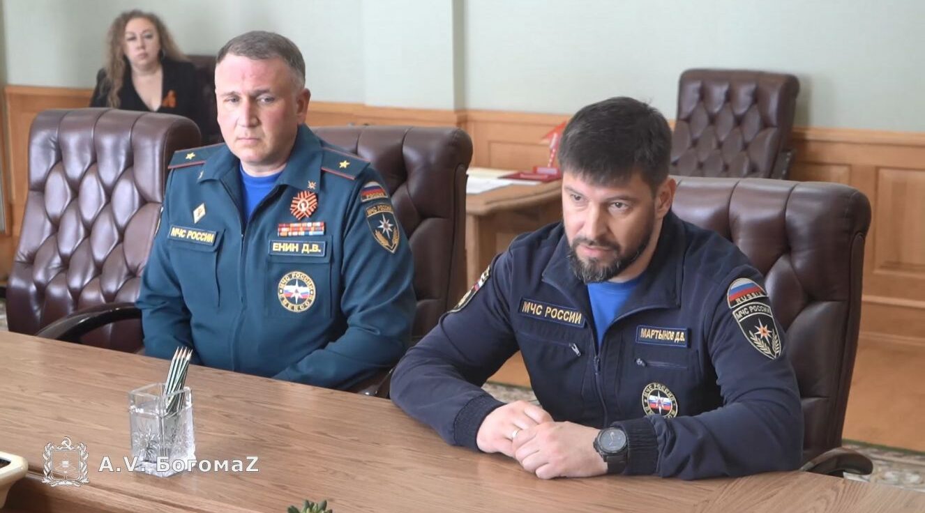 Александр Богомаз обсудил с советником главы МЧС ситуацию в Брянской области