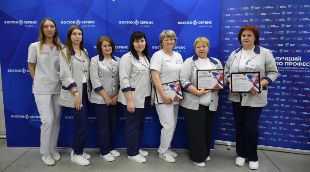 Швея из Брянска Наталья Акулина стала второй в конкурсе профмастерства «Лучший по профессии»