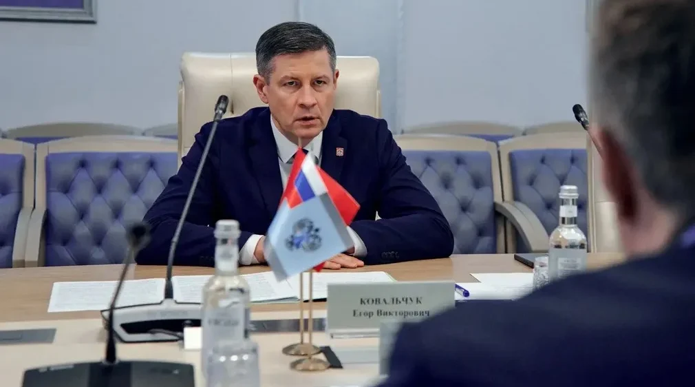 Егор Ковальчук провел встречу с главой Федерального дорожного агентства