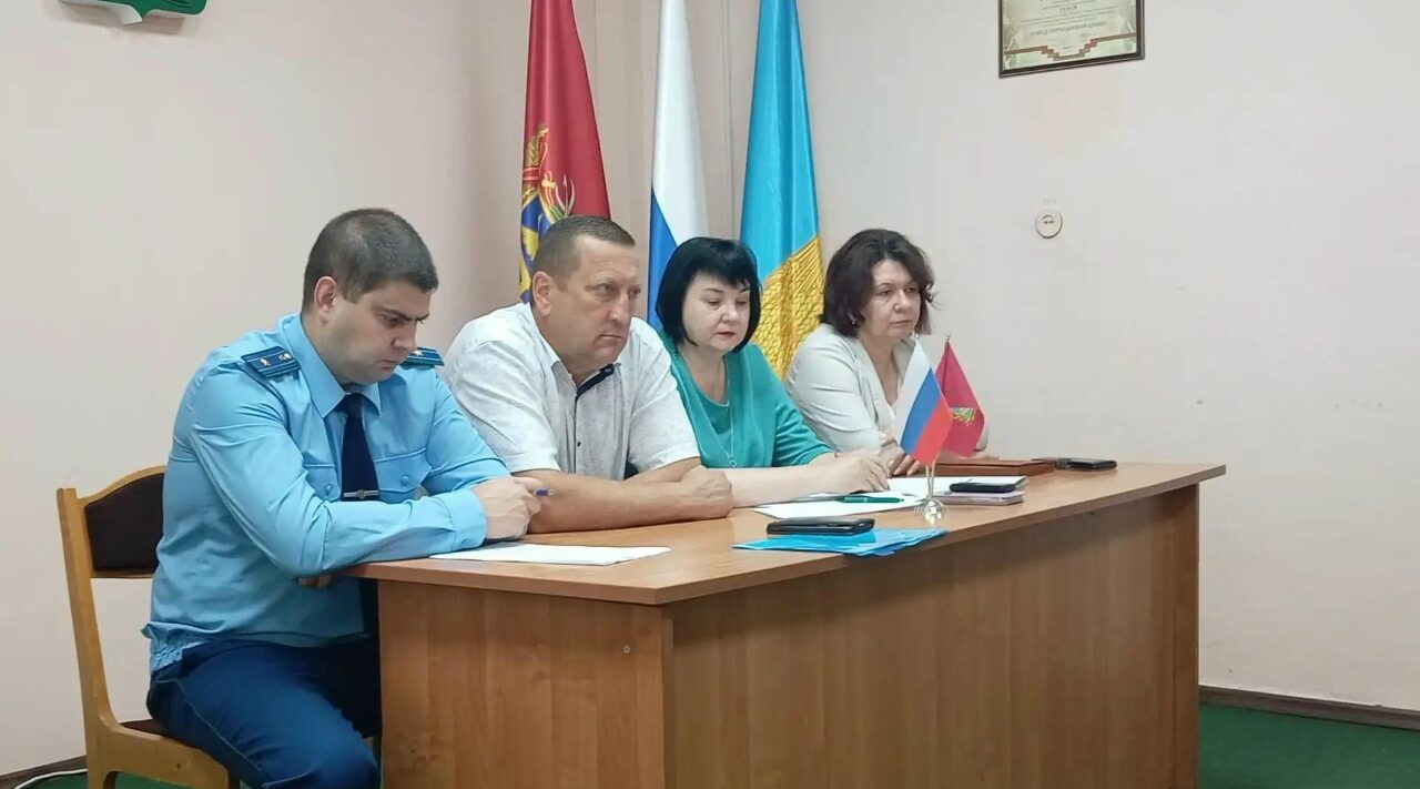 Депутаты Севского районного Совета рассмотрели три вопроса