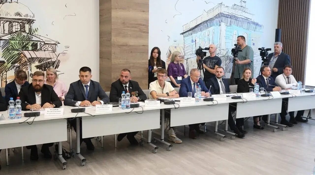 Брянская область — в работе по развитию молодёжного парламентаризма